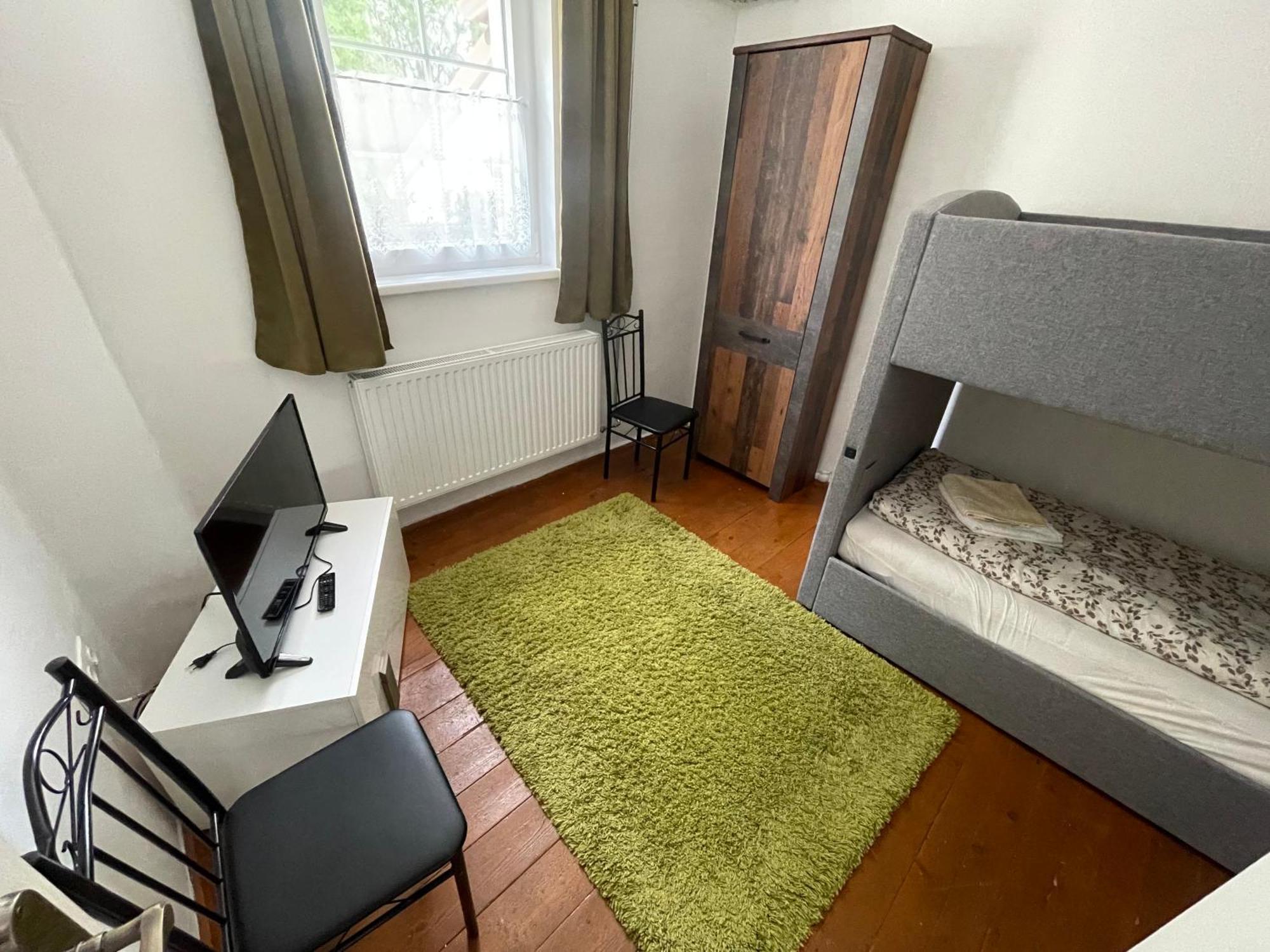Hidlab Apartman Kimle Екстериор снимка